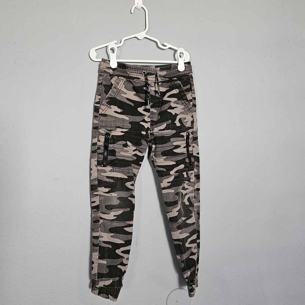 Ring of Fire Camouflage Joggers in Black and Tan
